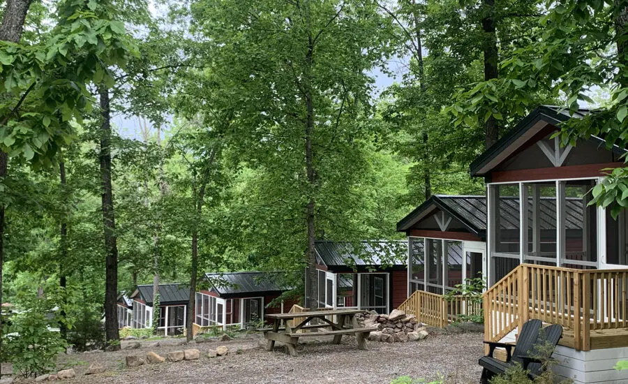 Cottages among the trees at Endless Caverns